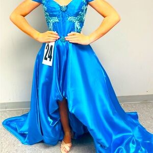 Custom Ashley Lauren homecoming/pageant fun fashion.